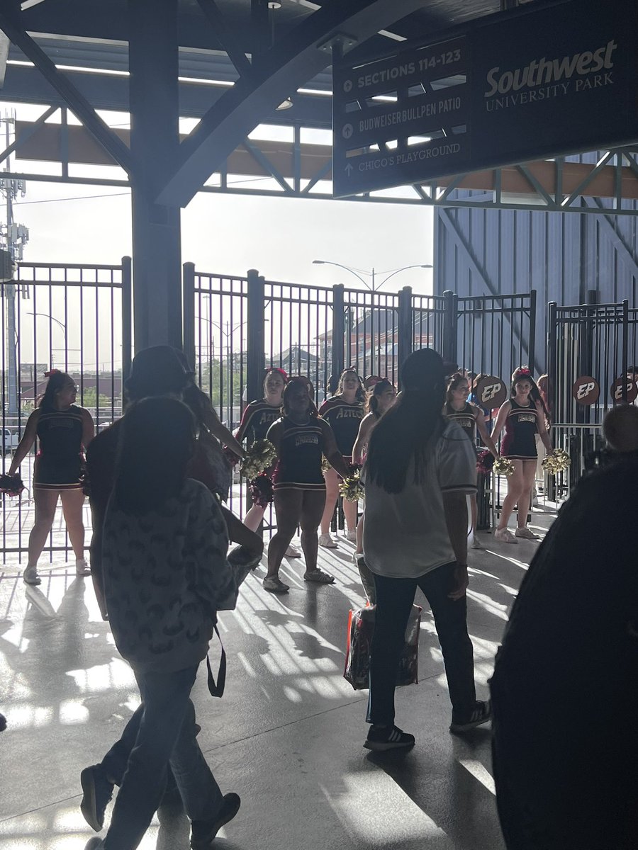 Cheer_ELDO's tweet photo. Join SISD at the Chihuahua game!! #AztecCheer #SISD https://t.co/AyZ4g5jBgg