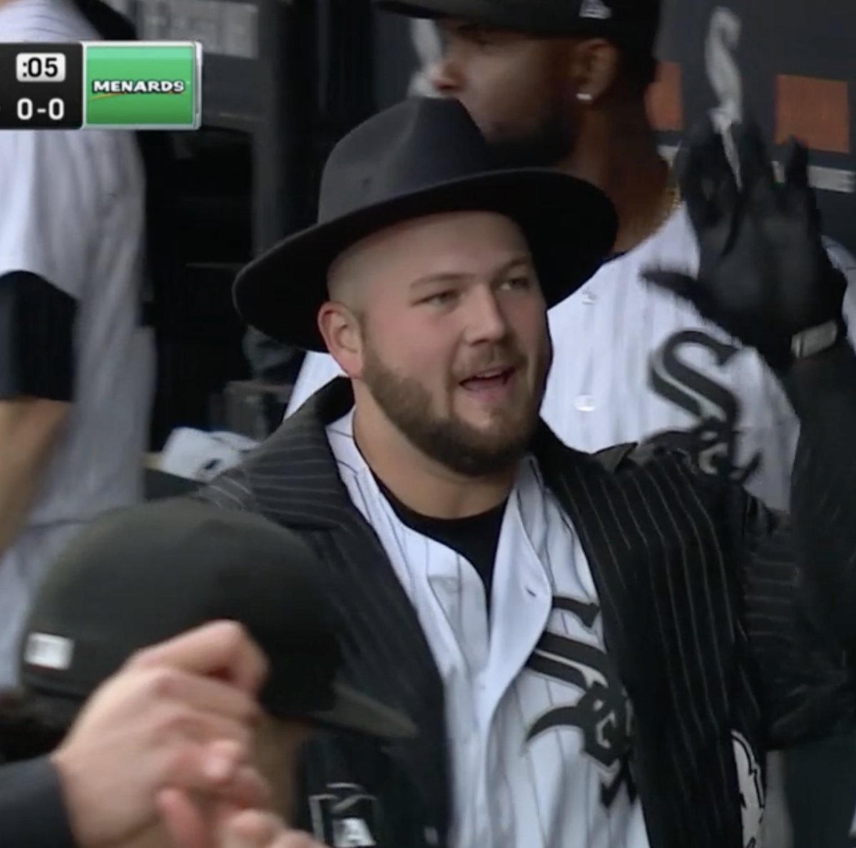 CespedesBBQ's tweet photo. The White Sox home run celebration hat makes everyone look like an orthodox jew on their way home from shul 10/10 all it needs is tallit https://t.co/FeJ5J5UpLn