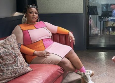 Tribute to <a href="/lizzo/">LIZZO</a> 💜
Thanks <a href="/ELOQUII/">ELOQUII</a> 🫶🏻