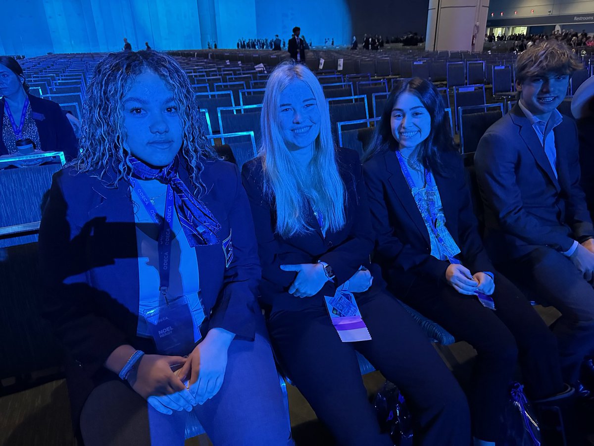 LE DECA🔷 tweet media