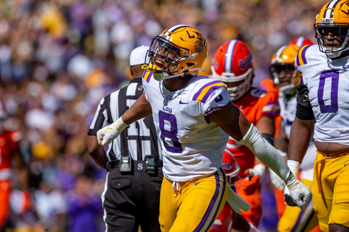 𝗣𝗶𝗰𝗸 𝗜𝘀 𝗜𝗻: With pick 41 overall in the 2023 NFL Draft, the #Cardinals are selecting Edge BJ Ojulari, This was previously the #Titans pick, but they traded up with the Cards to pick Will Levis with the 33rd pick.