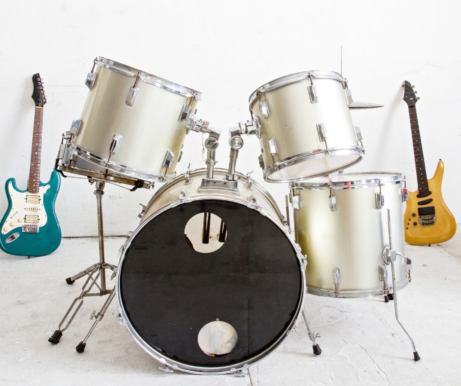 Not quite ready to get the band back together? We can help you store your instruments for when you're ready to rock out again.

Our 5 x 5 and 5 x 10 climate controlled units are great options for music instrument and equipment storage. instagr.am/p/CrmPSHHMKCC/