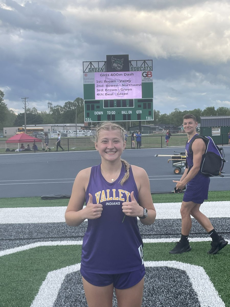 TrackVHS's tweet photo. Good showing tonight, many PRs and high places at Green. Event winners: Justin Moore-shot, boys 4x8, Chase Powell in 800, Brayden Lewis in 1600, Lucie Ashkettle in 300 H, Elizabeth Brown in 400 @AshkettleLucie @JustinMoore62 @ChasePowell43 @JasonFelll32 @fultz_isabella https://t.co/ODeMKUaBA1