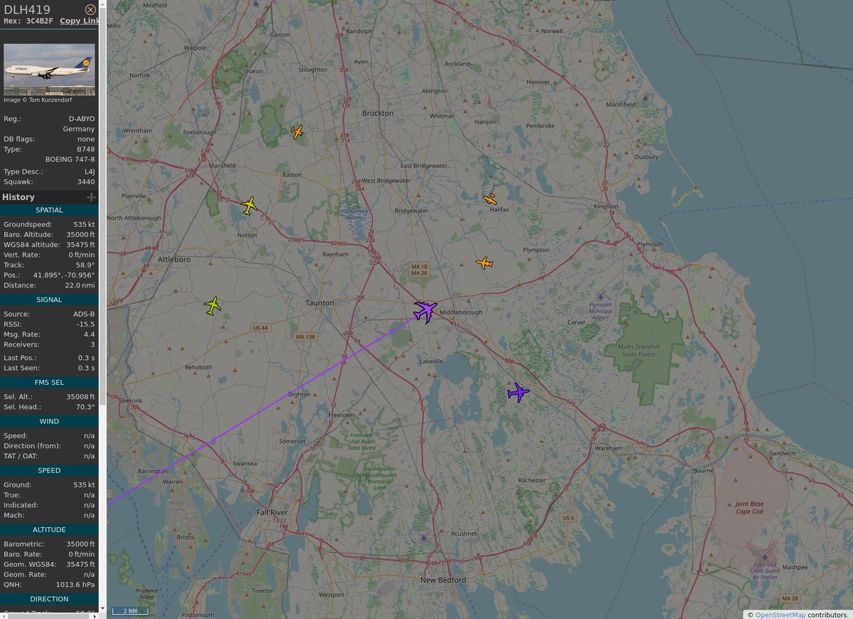RI_Aircraft's tweet image. #KBOS / #KPVD - #DLH419 (747 830 B748) Lufthansa @ 35000 ft and 46.9° frm hrzn, heading NE @ 19:54:27 - globe.adsb.lol/?icao=3C4B2F #WayTheHeckUpThere #adsb #AnyFlightTracker #rtmladsb #Boston