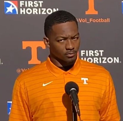 jcstokely's tweet photo. When the Titans think Levis is the better draft pick than Hendon Hooker https://t.co/3dZ5bZS46c