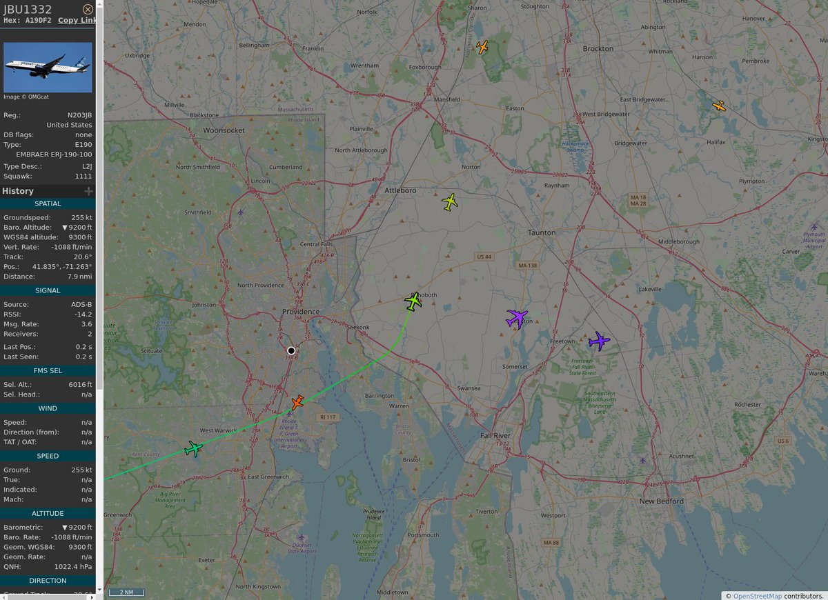 RI_Aircraft's tweet image. #KBOS / #KPVD - #JBU1332 (ERJ 190-100 IGW E190) JetBlue Airways @ 10775 ft and 27.5° frm hrzn, heading NE @ 19:53:26 - globe.adsb.lol/?icao=A19DF2 #adsb #AnyFlightTracker #rtmladsb #Boston
