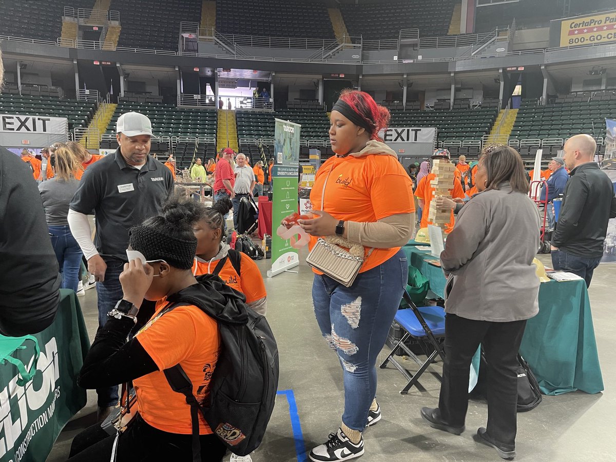 CoachNobleSTL's tweet photo. My @JAGMissouri kids from @Confluence_Acad CPA High School went to Build My Future this past Wednesday https://t.co/6hLtgGk30I