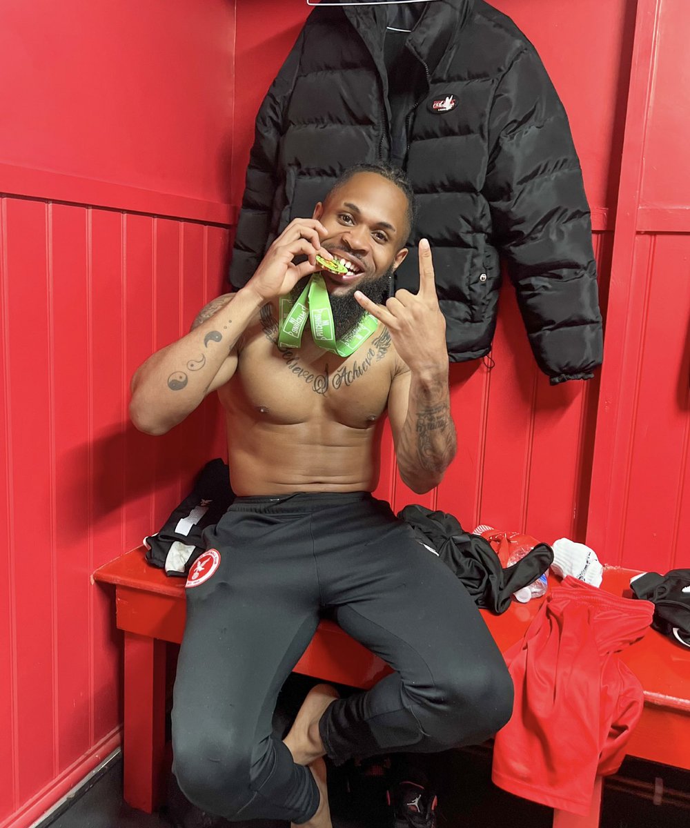 R_Placid's tweet photo. Humble &amp; Grateful 🔴🦅👑⚽️🙏🏽

PROMOTION ✅
Up The Hawks
@HawksFCOfficial 

Believe &amp; Achieve 🥳🥳🥳🥳🥳 https://t.co/pePisqsfjZ