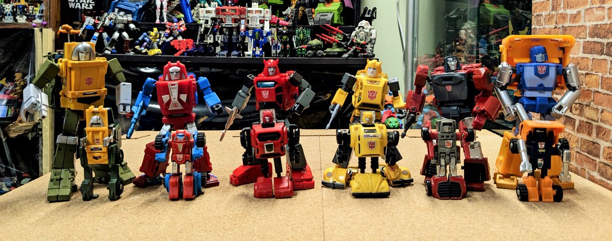 Tallus76photos's tweet photo. This makes me so happy. Having a line up of MP scale Minibots that look great was very important to me.
#transformers #minibots #autobots #G1 #MPscale https://t.co/d2xacWrgco