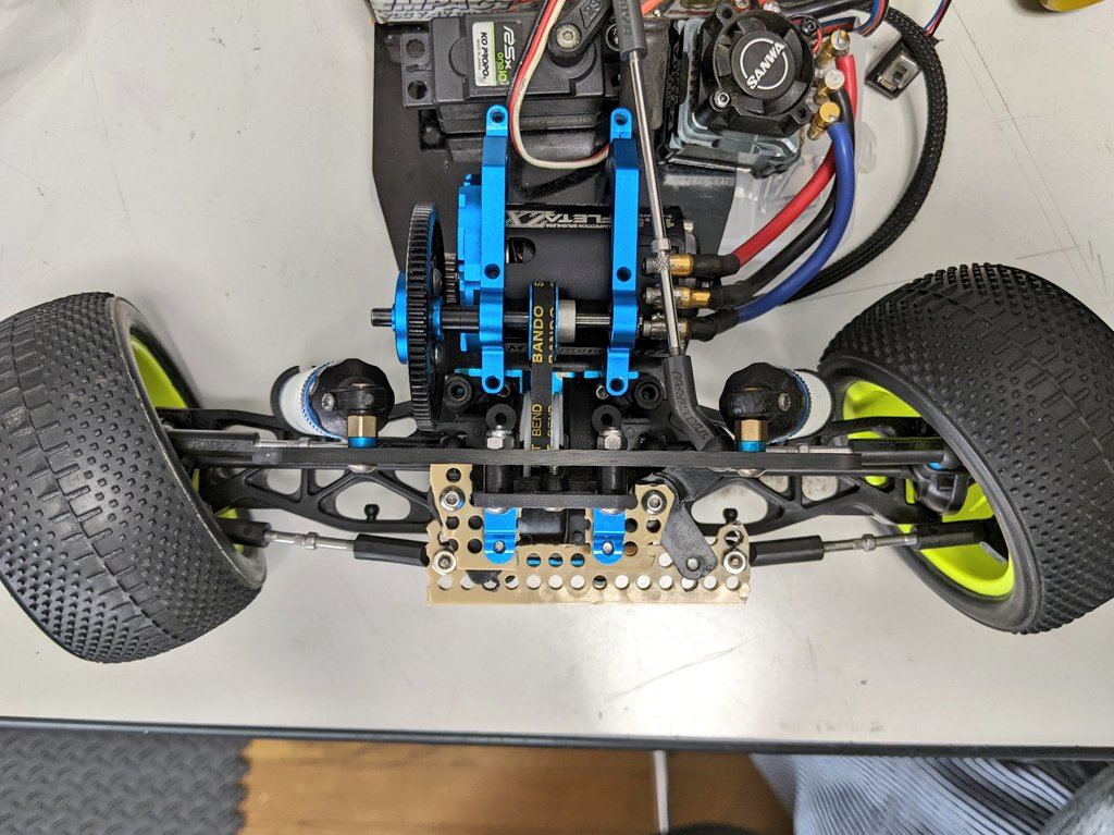 shoes_rc's tweet photo. ステアリングはとりあえずこの構成で、舵角アッカーマンOKとしよう。
後は本番素材で切り出し
#FFBuggy https://t.co/GtaVGggjWy