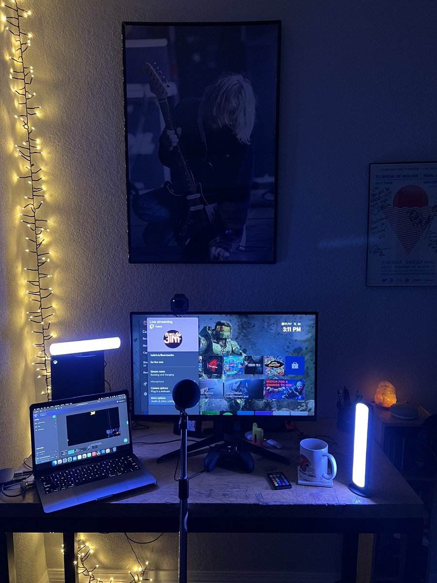 bearclawjim's tweet photo. I’m live homies, come hang 

https://t.co/ObZYpB41DU https://t.co/OQRedelHOy