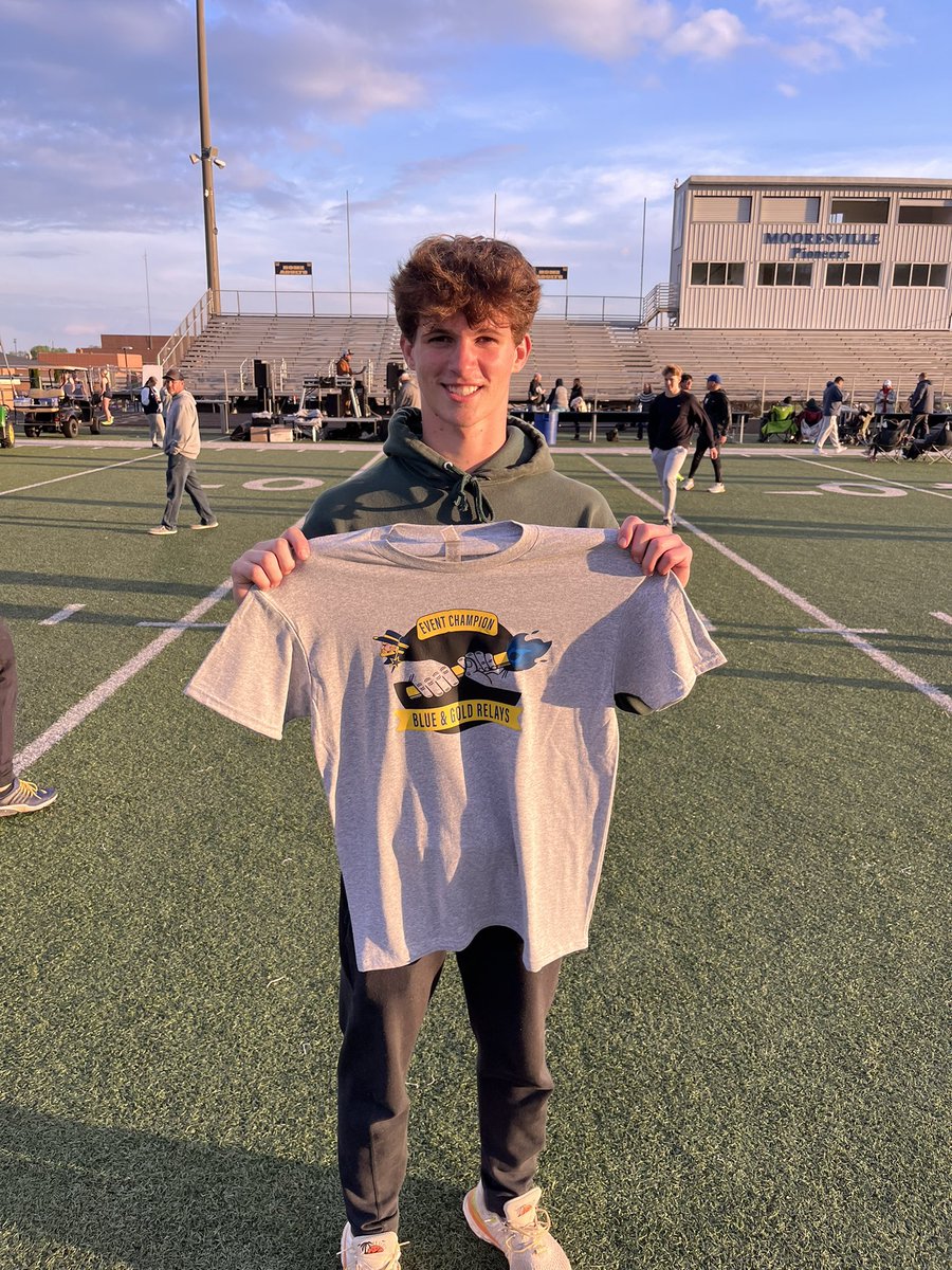 Cathedral_TandF's tweet photo. The freshman Harvey wins the 300m hurdles and sets a new PR! ☘️💨 https://t.co/DzN8ewNmTm
