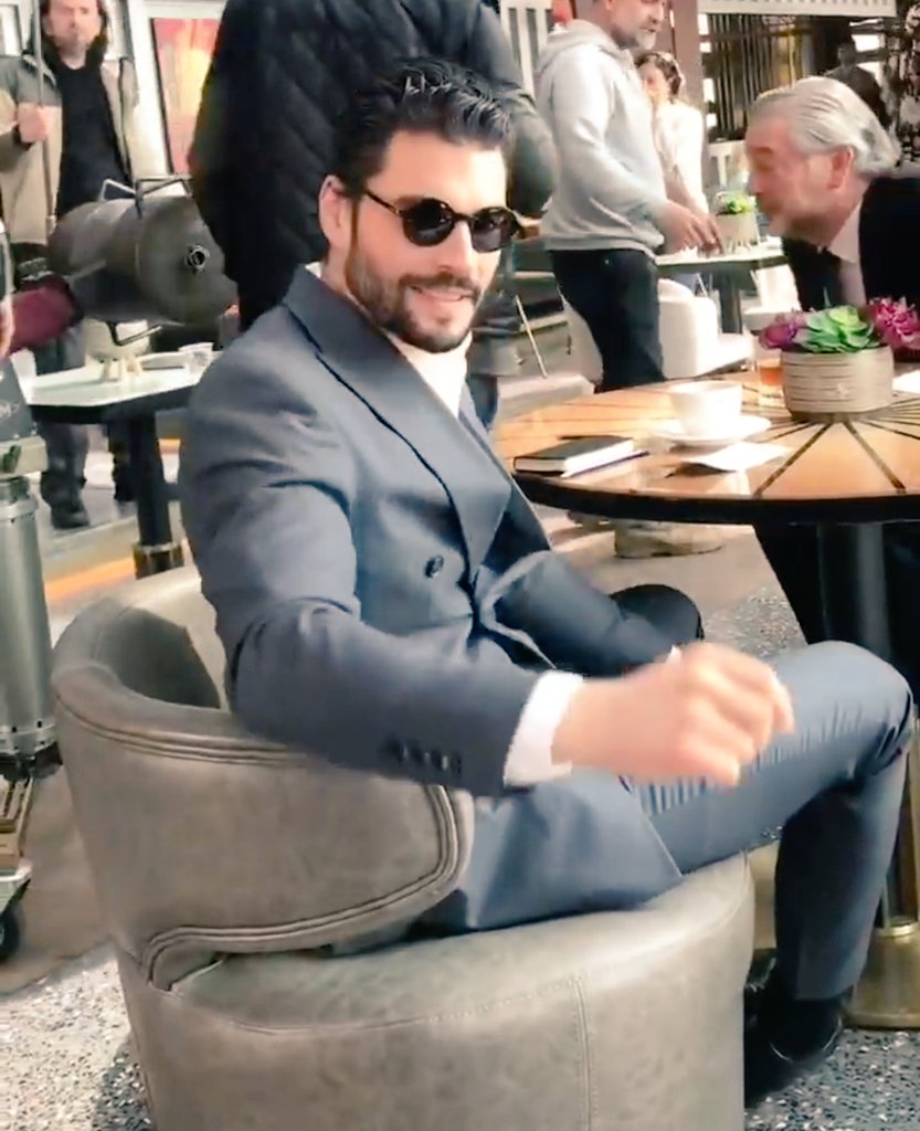 anassstacy's tweet photo. lovely friends, we'll be looking forward to Akın's new project. of course, we'll watch it together and always support it. I hope we're gonna doing this soon. thank you all for this sweet atmosphere! the great time! seeing!
❤️❤️❤️🕊️🌻🙏🥰

#UmRen #Tuzak #BensuSoral #AkınAkınözü https://t.co/9IbjaKwjuQ