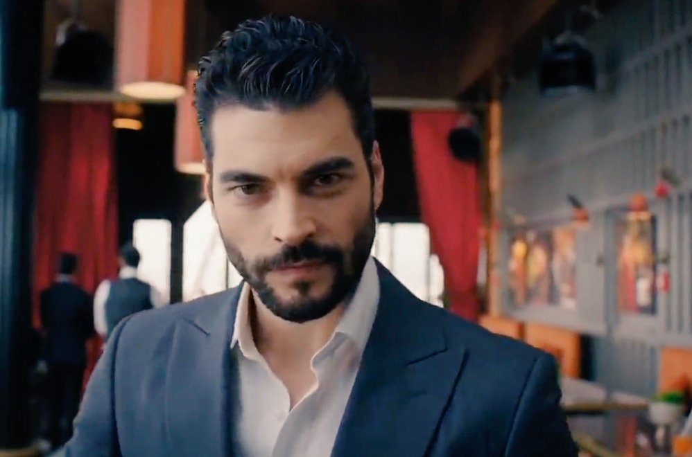 lovely friends, we'll be looking forward to Akın's new project. of course, we'll watch it together and always support it. I hope we're gonna doing this soon. thank you all for this sweet atmosphere! the great time! seeing!
❤️❤️❤️🕊️🌻🙏🥰

#UmRen #Tuzak #BensuSoral #AkınAkınözü