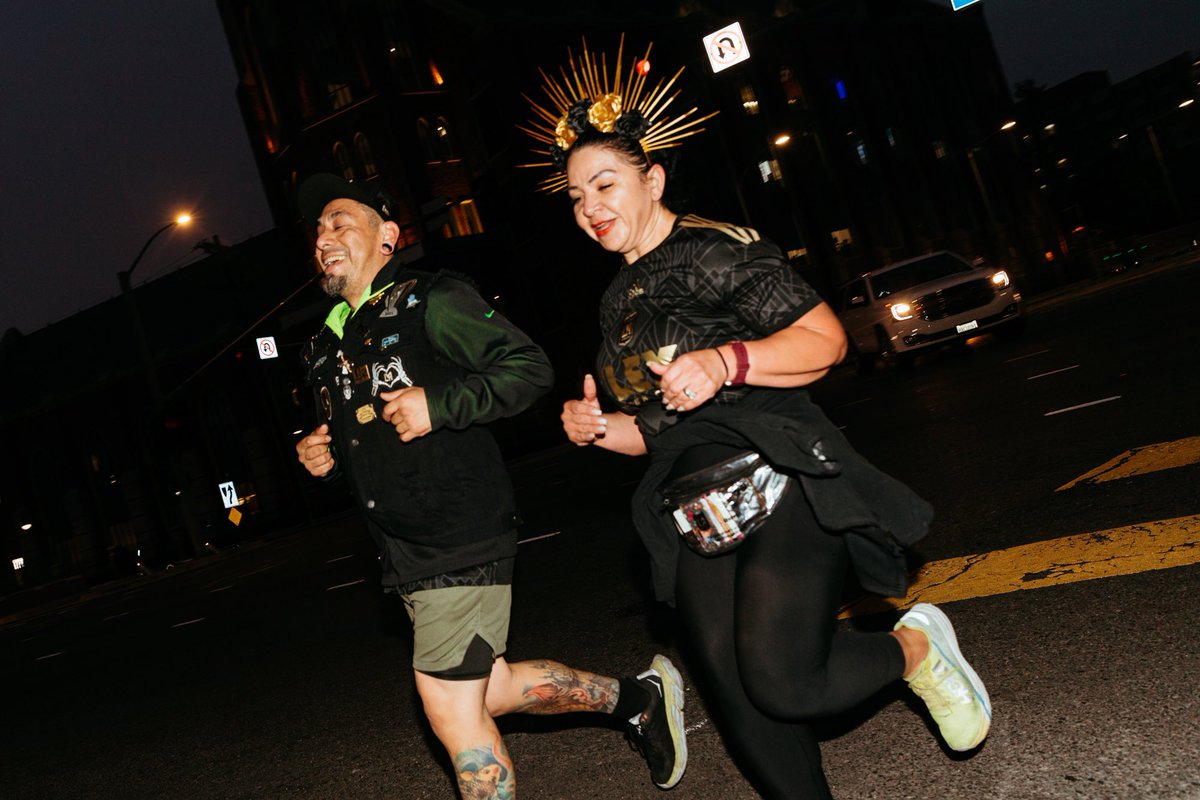 BlackandGoldRC's tweet photo. Thank you to everyone who came out to run with us last night for the LAFC Day 5K community run. We had a great turnout and were able to raise funds for The @KellynAcosta Foundation and @NicksKidsFdn.
📸: @bgl08
#RunForLAFootballClub #LAFC #BGRC
@LAFC3252 @lafc https://t.co/2FwIUuWxS8