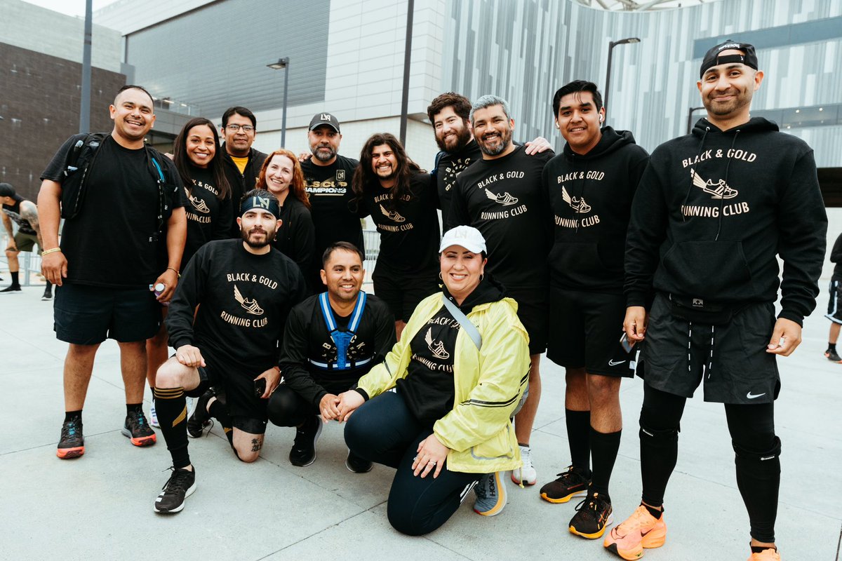 BlackandGoldRC's tweet photo. Thank you to everyone who came out to run with us last night for the LAFC Day 5K community run. We had a great turnout and were able to raise funds for The @KellynAcosta Foundation and @NicksKidsFdn.
📸: @bgl08
#RunForLAFootballClub #LAFC #BGRC
@LAFC3252 @lafc https://t.co/2FwIUuWxS8