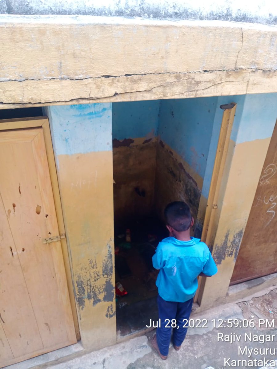 kroordarshak's tweet photo. Time to thank the honorable two time minister Tanveer Sait from Mysuru. 

One of the media houses found these pictures from the parents aiming for better education and hygiene for their kids.

What if he refers to Babasaheb and APJ Abdul Kalaam. 
#KarnatakaElections2023 https://t.co/8p1gH6m9X4