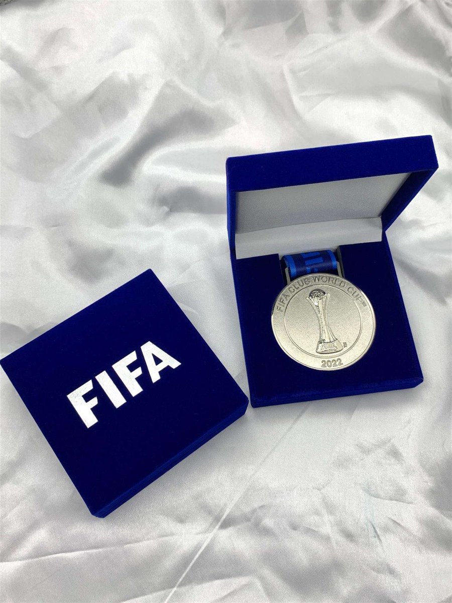 _Plus101's tweet photo. عروض وتخفيضات على جميع المنتجات منها 

ميدالية ثاني العالم 🥈

و بكج تذكار وميدالية كأس آسيا🏆
في متجرنا في نون على الرابط التالي : 
https://t.co/nLeNu4cAk5

او ابحث بكلمة AFC في منصة نون وتطلع لك المنتجات 

#الهلال_اراوا
#كأس_اسيا 
#AlHilal_Urawa 
#AlHilal 
#النهائي_الاسيوي https://t.co/FMx5Flw4kx