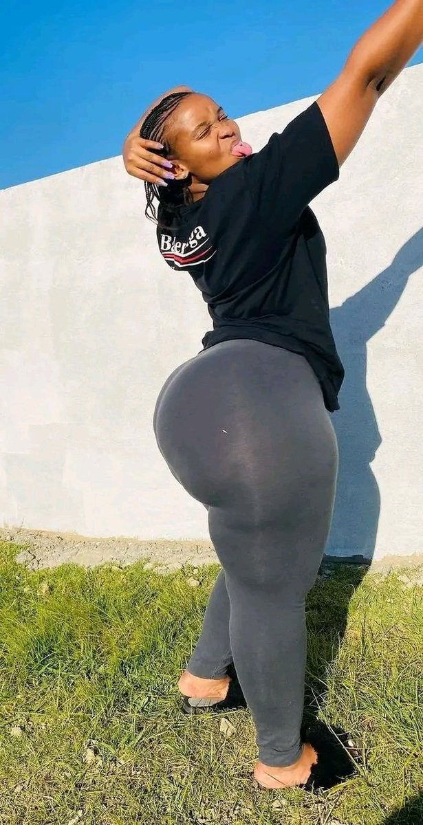 MtsheposSA's tweet photo. Can I see your picture in tights 🥰 https://t.co/HDZfRDHUx4