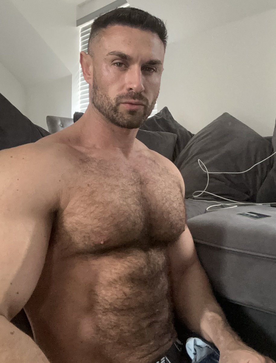 lopezsubdom's tweet photo. 🔥@thefindomking2 in Pics 1 &amp; 2 big STRONG HAIRY MUSCLES, THICK POWERFUL body. @TheFindomKingR U STRONGER, can U BEAT OVERPOWER @MasterAdonis1 in Pic 3 &amp; 4? Let's C who the more DOMINANT MASTER is by answering me first. https://t.co/1tnL5ZdMkg