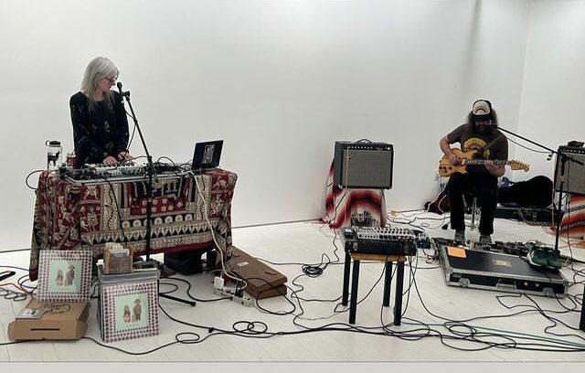MVEEGoldenRoad's tweet photo. NO $ / ROLL ON > TEA DEVIL / GET RIGHT CHURCH
venue: jack barrett gallery NYC 💚 🔊 #spectrasound #greenark 📸 telegraph melts https://t.co/ULdBq3NRLr