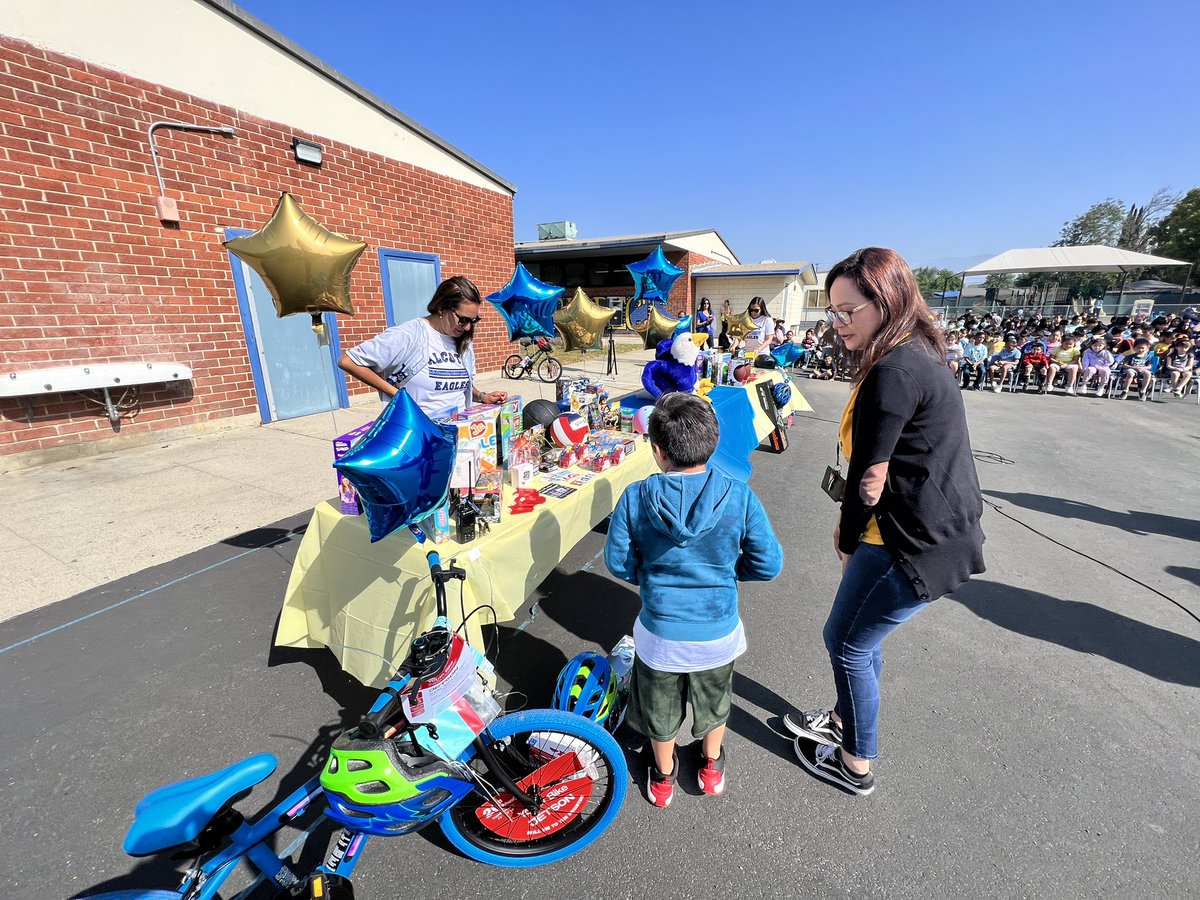 AlcottPUSD's tweet photo. Alcotts PBIS Team, lead by Kimmie Caganap, know how to motivate students and empower staff to build relationships while teaching school wide behavioral expectations #TeamAlcott #SOAR @PomonaUnified @dr_ambriz_pusd @2KatShoPUSD @pbislacoe https://t.co/bCMeXQMTvo