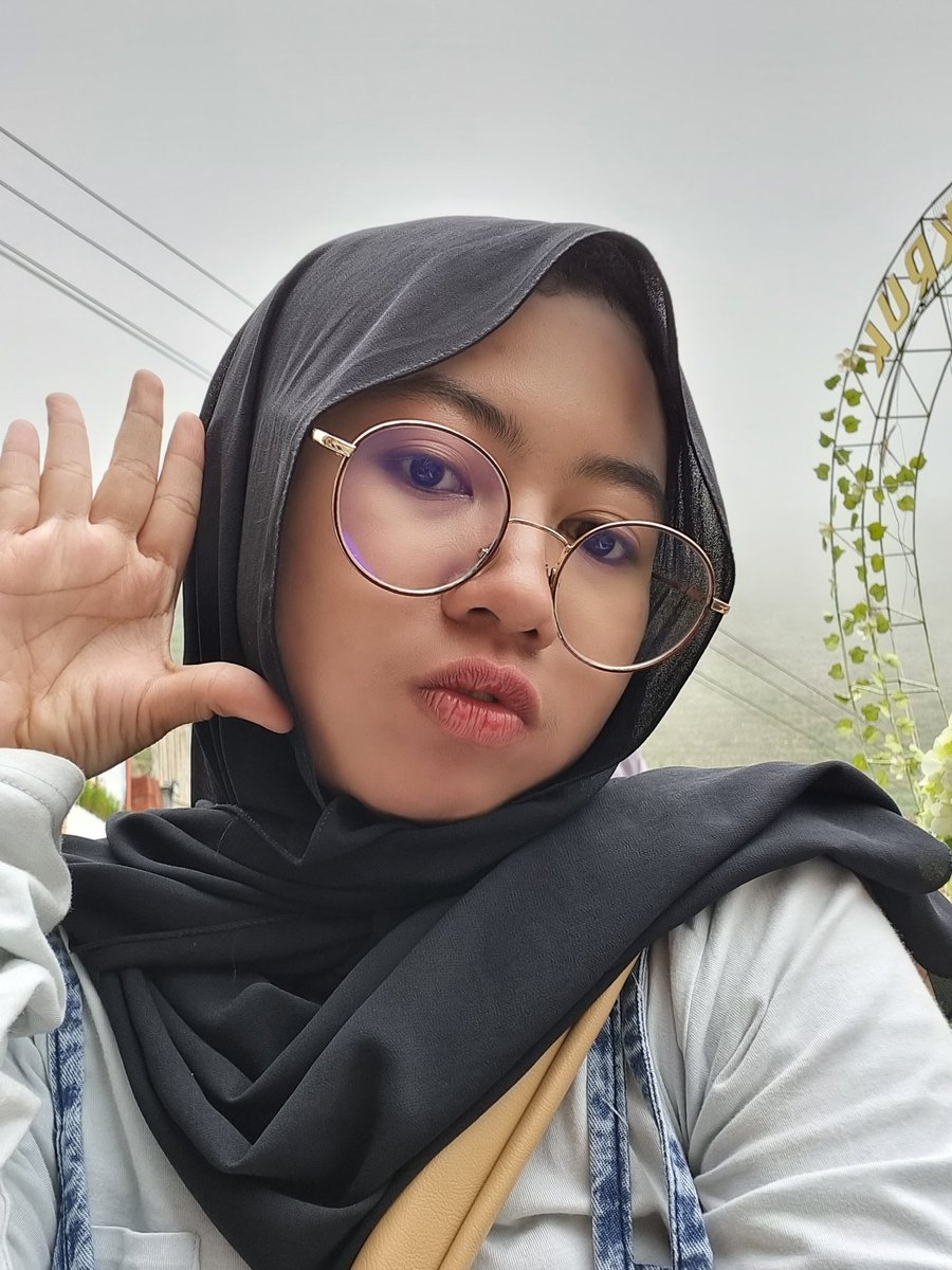incisiveee's tweet photo. Mwehehehe comeeelll cekali 😙😙😙 https://t.co/CqZnSUzHa1