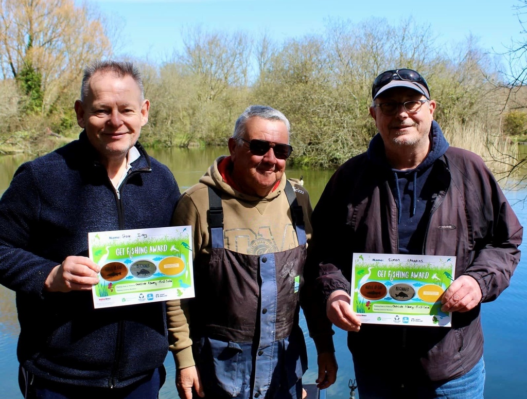 anglingdirect's tweet photo. As the proud and exclusive angling retail partner, it's great to see #SpringIntoFishing in full swing π£ Keep tagging us and @getintofishing on Instagram πβ€οΈ
Well done to you all and we hope to see you back on the bank very soon. π
#AnglingDirect #ADTV #GetFishing https://t.co/uSoyK1i9FO