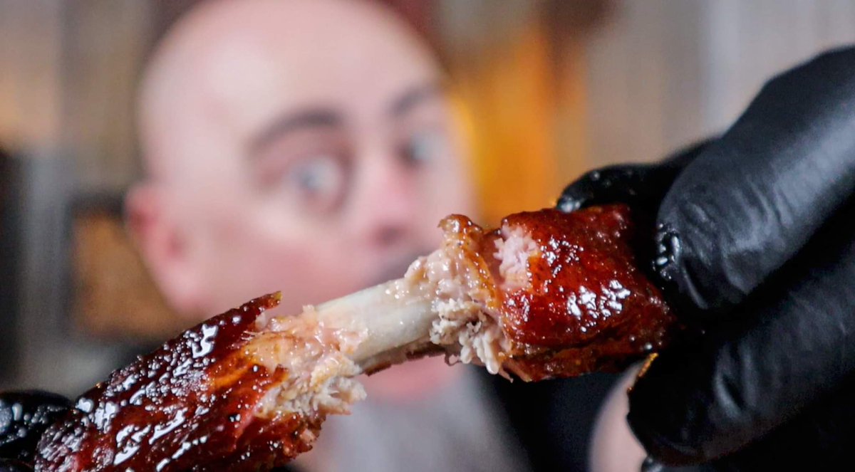 How do you like your ribs?

Falling off the bone or still hanging on waiting for you to rip off the meat?

#BBQ #ribs #foodlover