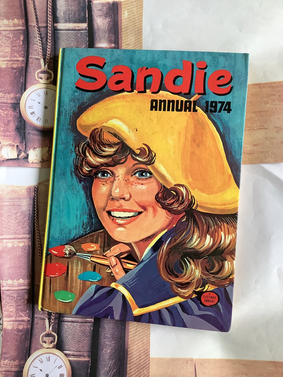 Happy Saturday to all. We stock quite a range of Vintage Annuals in our Emporium. These make FABULOUS #sustainable Birth Year Gifts and take the recipient on a nostalgic journey back to their childhood. Pop over to Etsy.com/Shop/WatsonsVi… to see our other titles. Enjoy your day.