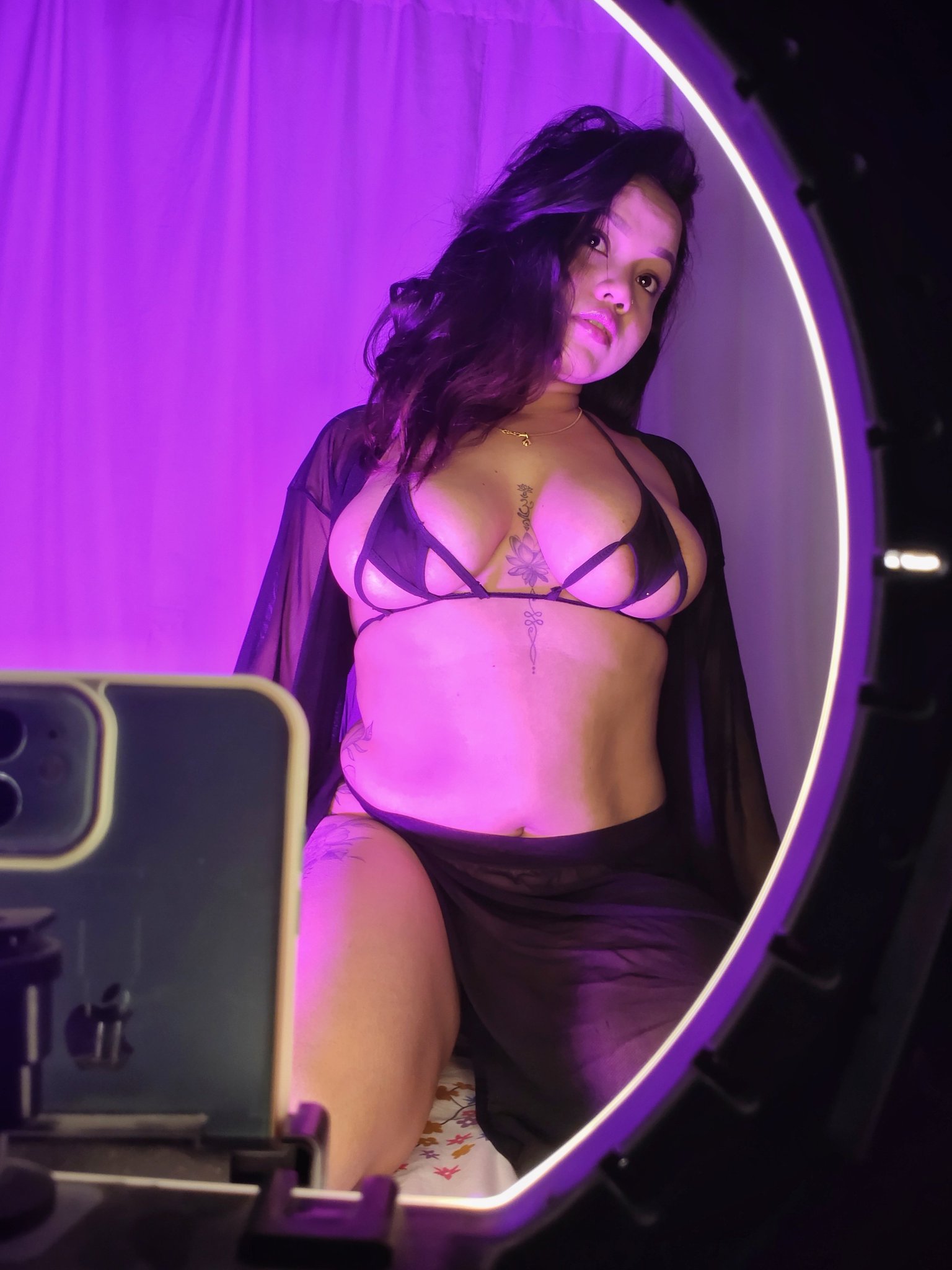 This provocative snapshot of live masturbation