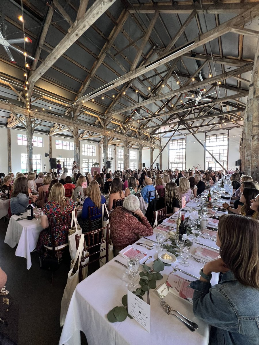 annaboltenko's tweet photo. My very first @galaofgrace - DONE🌸💗
What a wonderful event and what an incredibly supportive and beautiful community #sheforshe #northvancouver #womenempoweringwomen https://t.co/zORCWYfedH