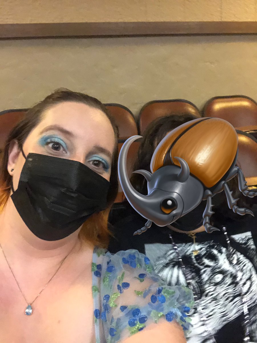 IrisFoor's tweet photo. My cool baby &amp; I had a blast at #mbmbamlive tonight. Teddy laid it down SIDEWAYS https://t.co/8eM8Yg9EWi