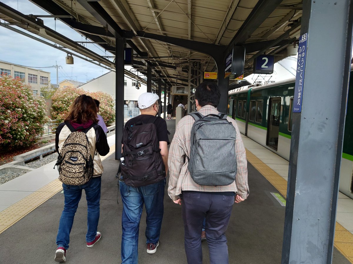 miyahann's tweet photo. 俺達はHIGEさんの墓参りに来たと思ったら京都競馬場にいた…
#dsp1 https://t.co/vEXbdSjvho