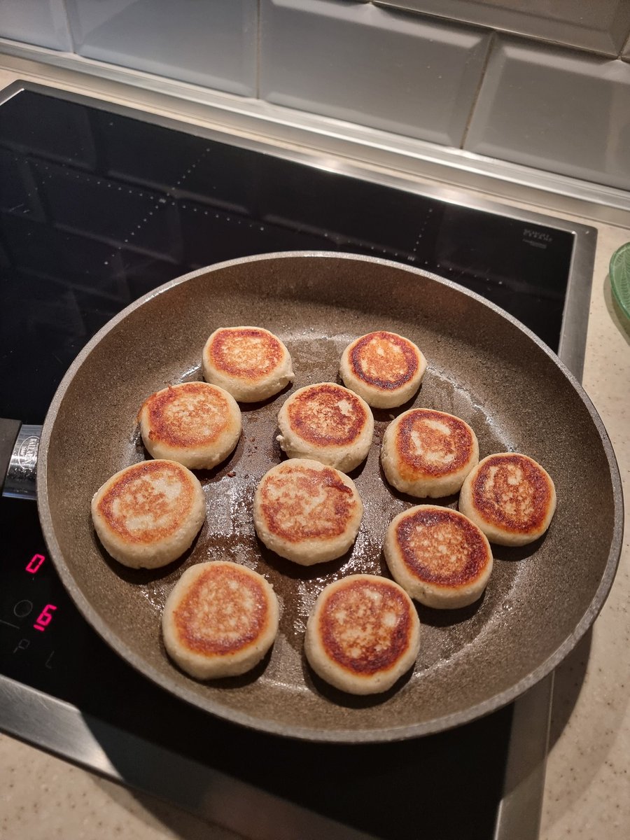 Andrey28876309's tweet image. #готовимдома с Юлией Высоцкой