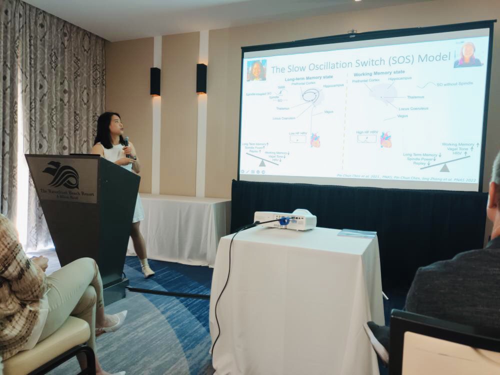 pinchunc's tweet photo. Gave a open-paper talk at #LEARNMEM2023 today on our Slow Oscillation Switch (SOS) model with @Sara_Mednick and @jingandzhang.
Five years ago presented our first sleep HRV working memory finding at #LEARNMEM2018.
It felt like was just yesterday 🫣 https://t.co/z3ihyv1km3