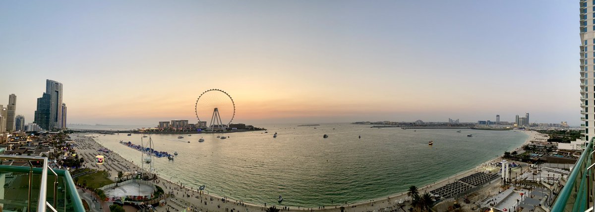 AnitaMendiratta's tweet image. Exquisite location for final @UniOfSurrey Alumni community connections this week. Loving shukran #ForeverSurrey for the honour of being with you all on ‘Executive in Residence’ duty and taking your stunning sunset stage! x 

@SHTMatSurrey @DubaiDET