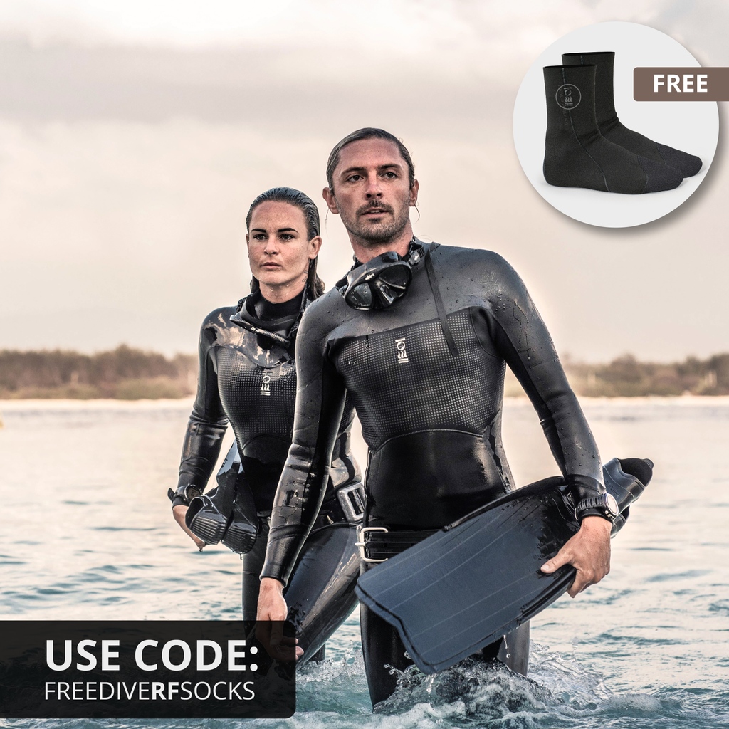 🚨Last chance!! 🚨
We are giving you a FREE set of RF freediving socks when you buy either the RF1 warm water freediving wetsuit, or the RF2 cold water freediving wetsuit! > bit.ly/fefreedivecoll…

Use the code FREEDIVERFSOCKS at checkout, offer ends tomorrow