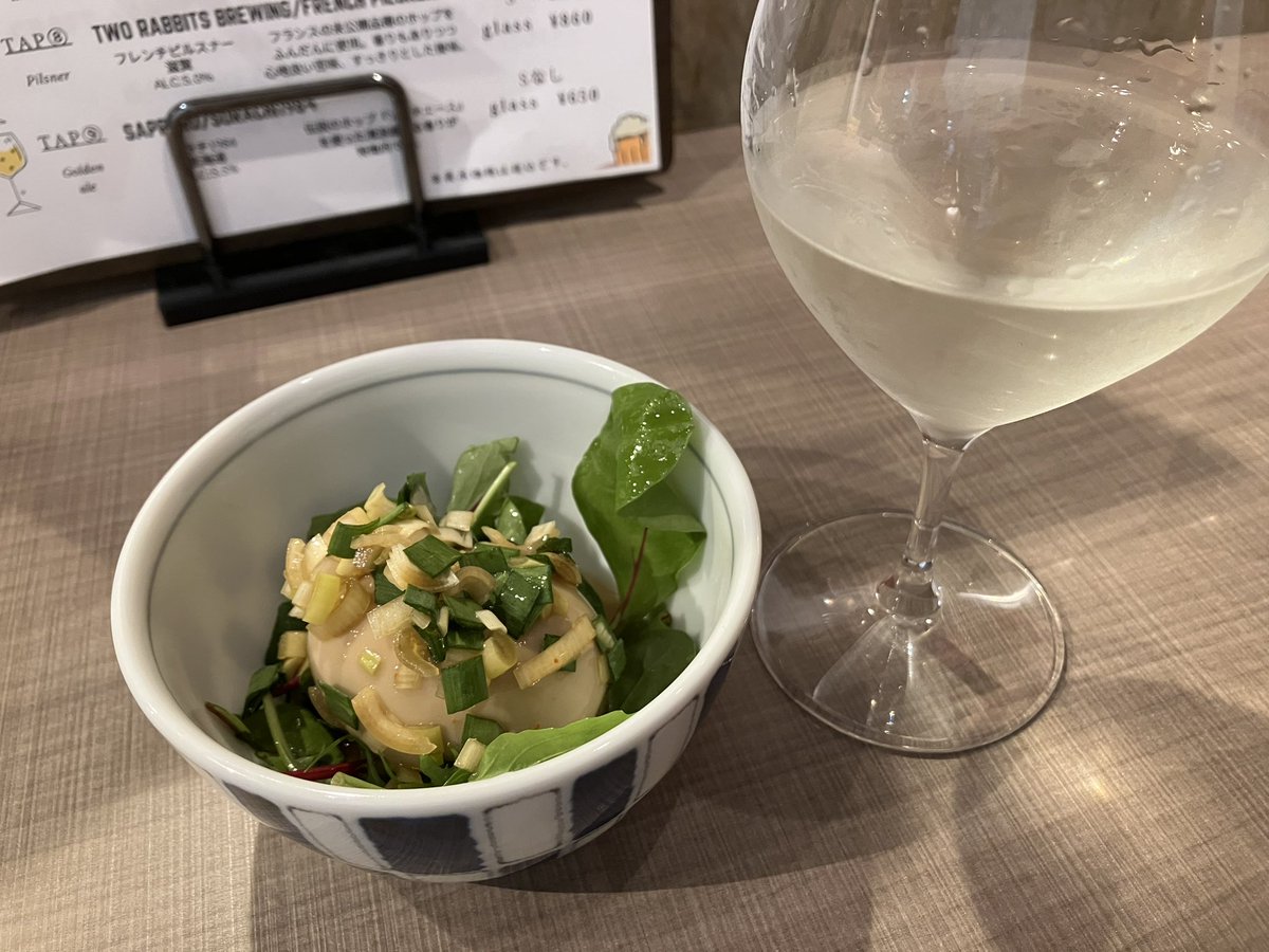 ame_0__0's tweet photo. ほんとは色々フード食べたいのだけど1人だからあんまり食べれない🥲
誰か私と一緒にTALK2Uいこう…？？ https://t.co/3IinVfwg6V