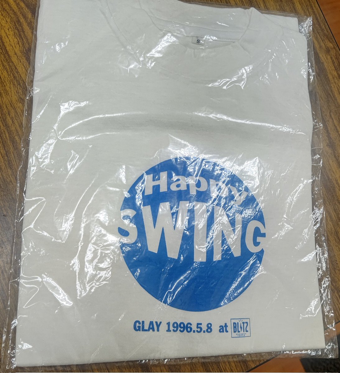 moke6050's tweet photo. ドSさん集まってきましたね🙂
じゃ、GWプレゼント企画✨
ドSさん限定☆
#GLAY_FC
#HAPPY_SWING
のシャツ
96年のなんで、文句はなしで(笑)
限定1名。
GW明け抽選からの発送予定。 https://t.co/beS1kx8zp3