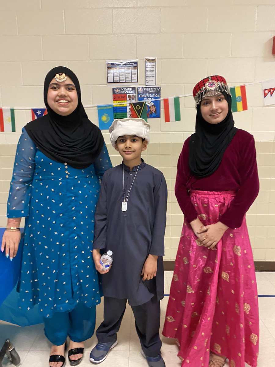 Ellen Mukai tweet media