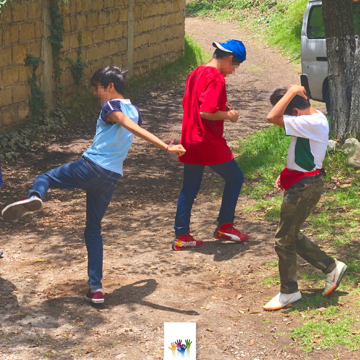 unidosvstrata's tweet photo. Los niños en los refugios siempre tienen actividades recreativas que los ayudan desarrollarse personalmente y tener una reintegración social saludable. 

#UnidosVsTrata #TrataDePersonas https://t.co/F2oVr3wAN4