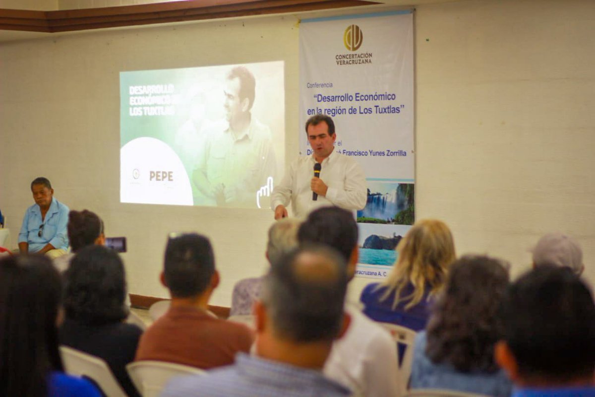 Pepe_Yunes's tweet photo. Gracias a la Asociación Concertación Veracruzana por invitarme a impartir la Conferencia "Desarrollo Económico en la Región de los #Tuxtlas "
Agradezco a Esau Uscanga y a las amigas y amigos de #SanAndresTuxtla su atención y recibimiento. https://t.co/Fe2lPNWEY1