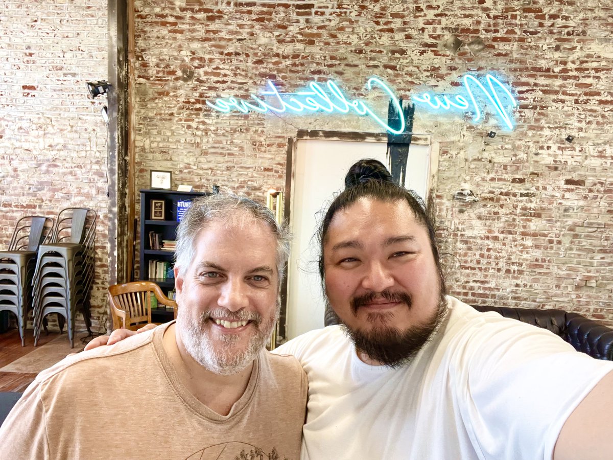 takato_yonemoto's tweet photo. いつも最高の時間をありがとう!
With Greg Braun. #NewCollectiveLA
#actinglesson #演技レッスン https://t.co/4j9gmH9xPs