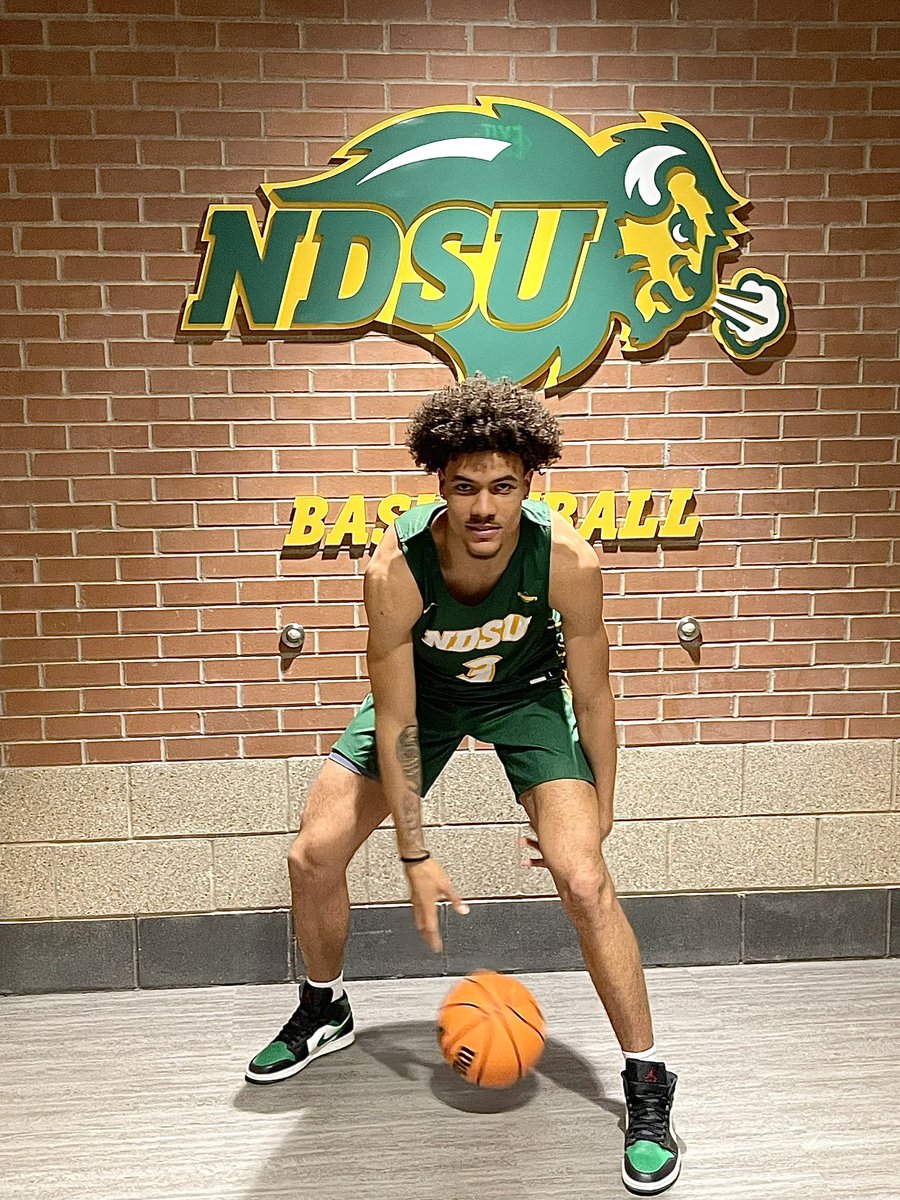 Jeremiah_Burke5's tweet photo. Flipped the page… we up 💚🦬
#commited https://t.co/2gPCxObomO