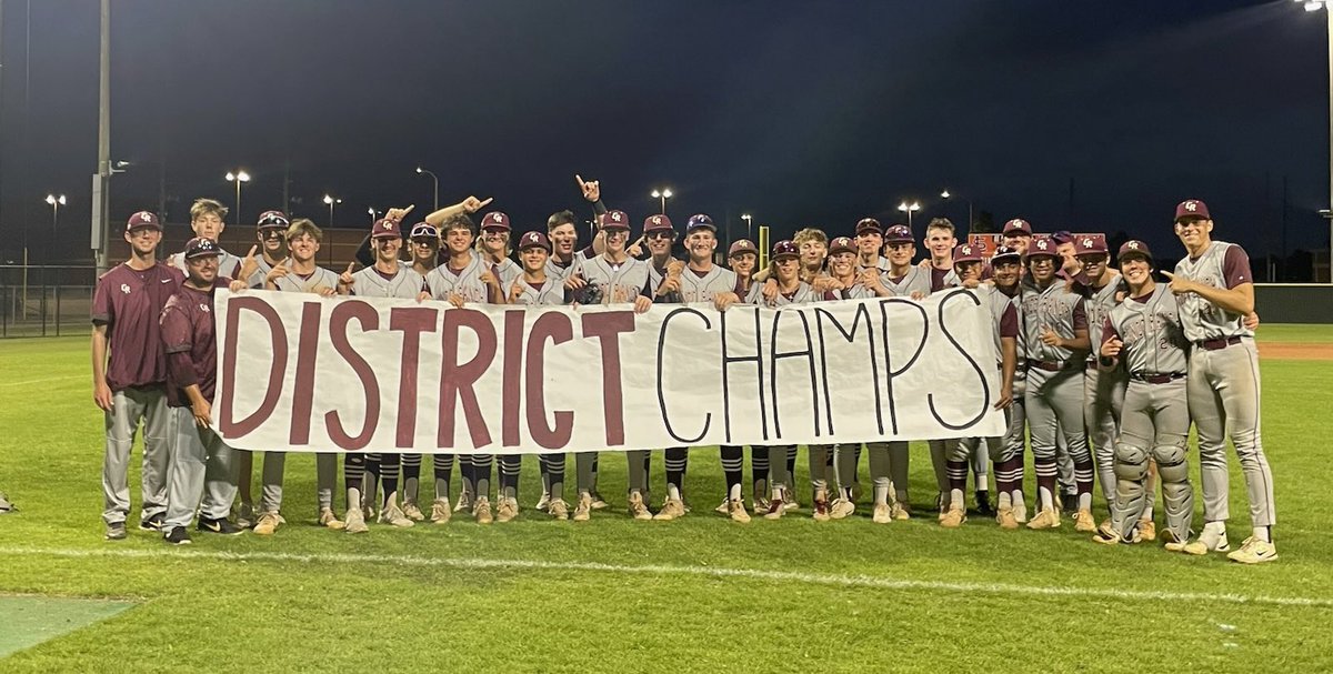 District Champs, 27-4 (14-2)