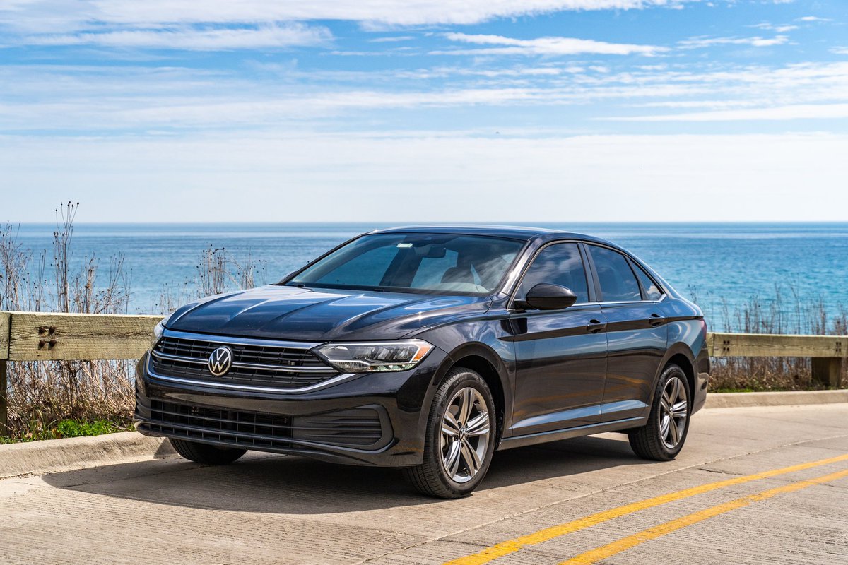 logolau5's tweet photo. Take a Drive @VW https://t.co/GqXHT6KFUP