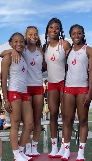 The Rockets ran the prelims of the 4X1 in a Seasons Best time of 46.29! Ready for Day 2 tomorrow #RocketPride