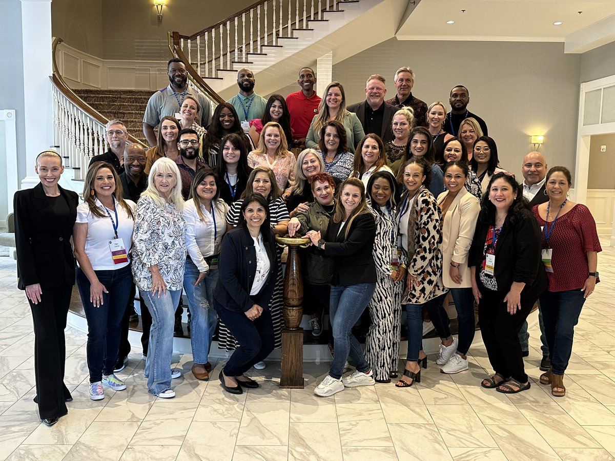 HARMembers's tweet photo. The HAR Class of 2023 TRLP spent two days in Galveston this week as they kicked off the year with their Opening Retreat. Wishing this passionate group of leaders much success in the months of learning and growth ahead! #TRLP #HARTRLP https://t.co/bVRJp6jEy0