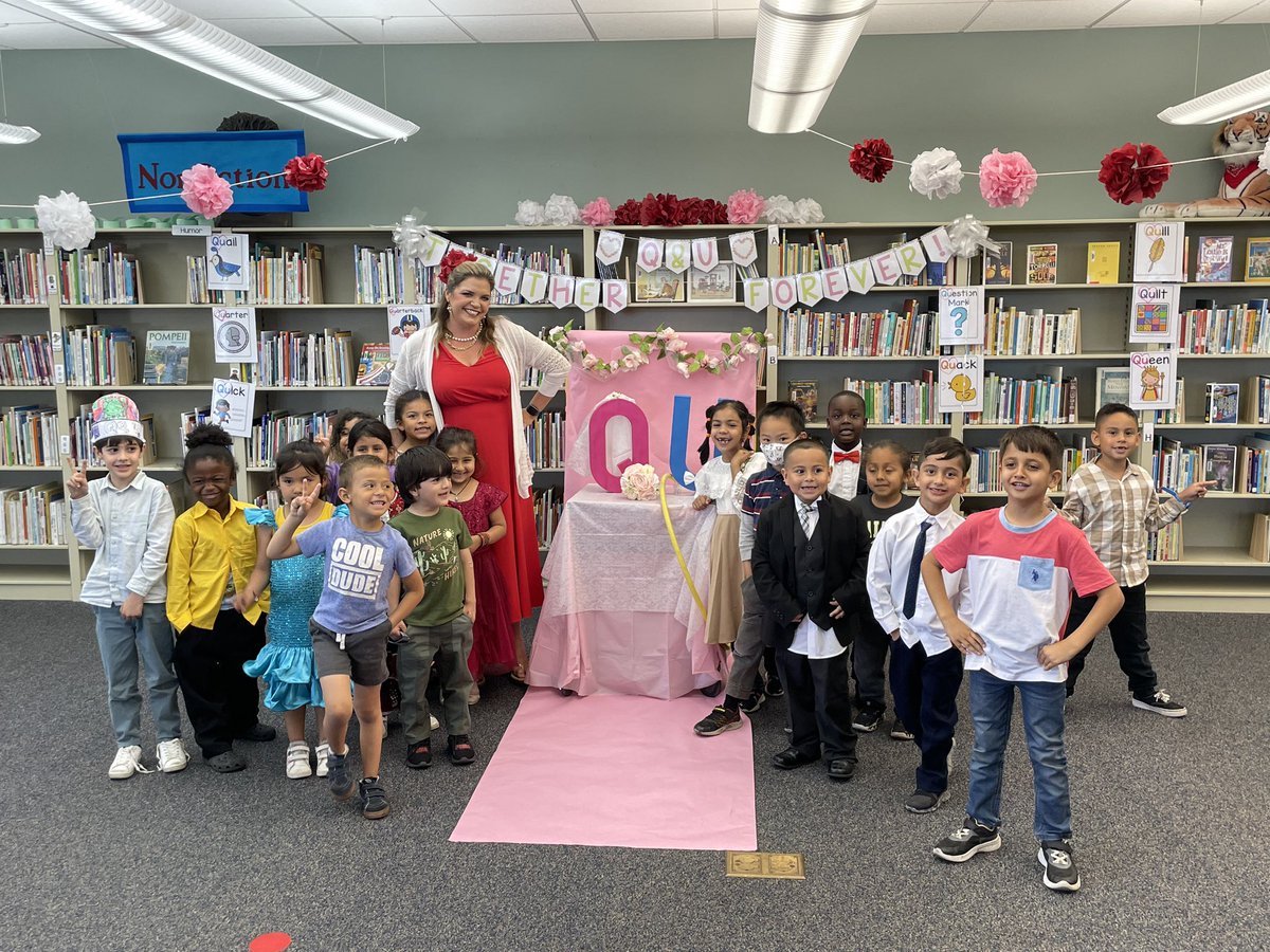 lexosaurus_lex's tweet photo. The Kindergarten social event of the year.... The wedding of Q and U. Together forever! Thanks to everyone who made this happen, it was so cute!
@ChaseTigers @CajonValleyUSD @BHandley4 https://t.co/41UJGr0QqR
